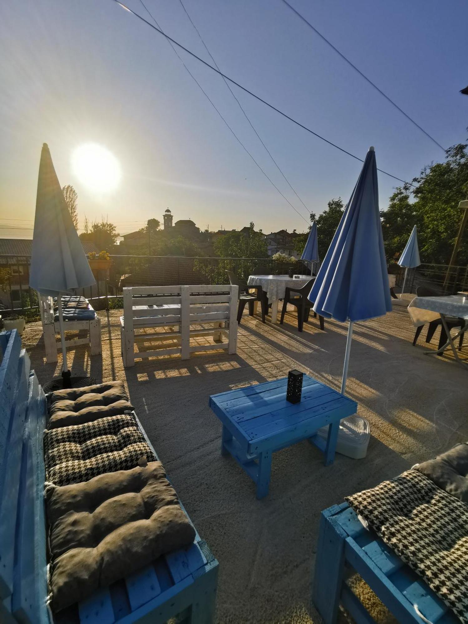 Gopo Guesthouse Elshani ภายนอก รูปภาพ