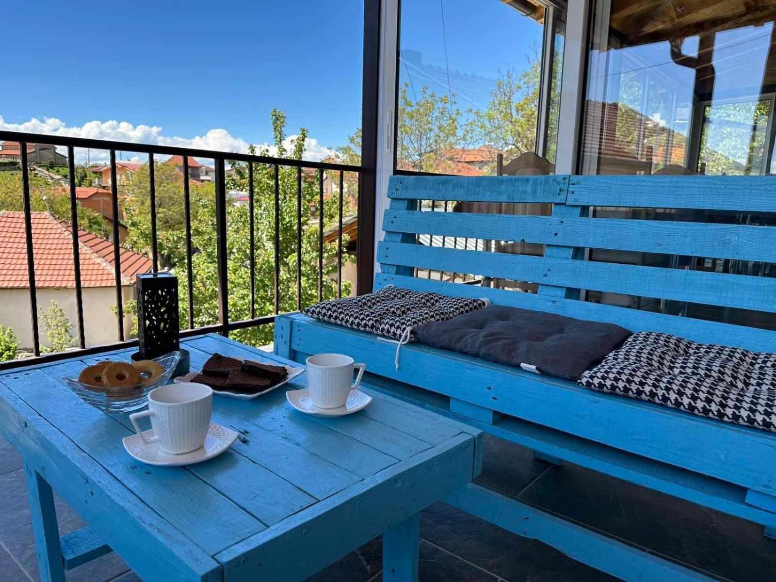 Gopo Guesthouse Elshani ภายนอก รูปภาพ